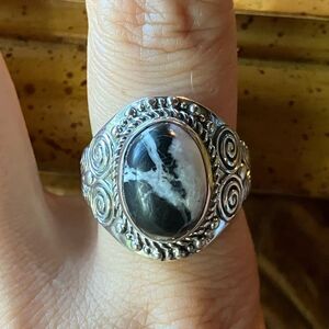 Natural White Buffalo Sterling Silver Ring Size 8